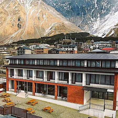 Mountain House Kazbegi Hotel Exterior photo