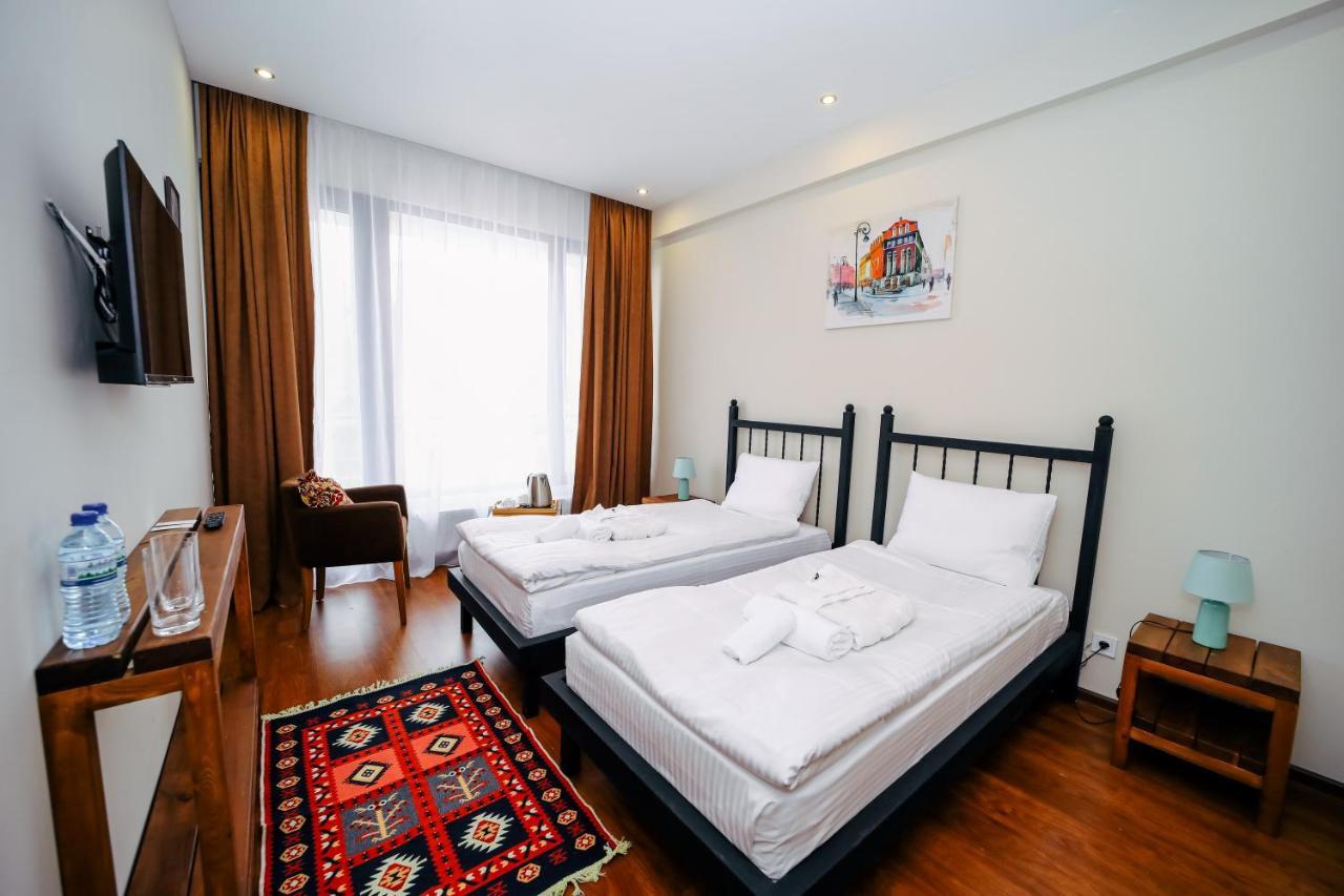 Mountain House Kazbegi Hotel Exterior photo