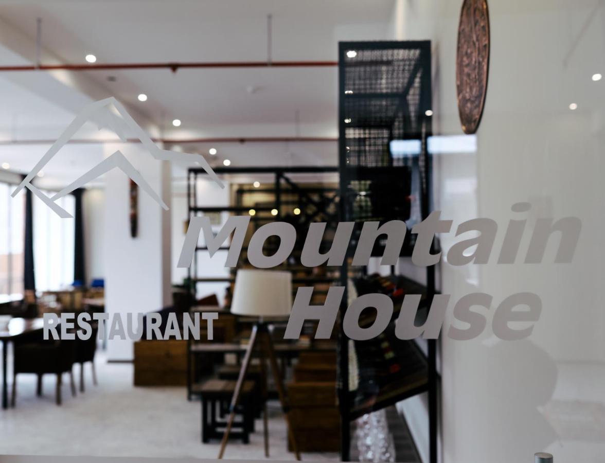 Mountain House Kazbegi Hotel Exterior photo