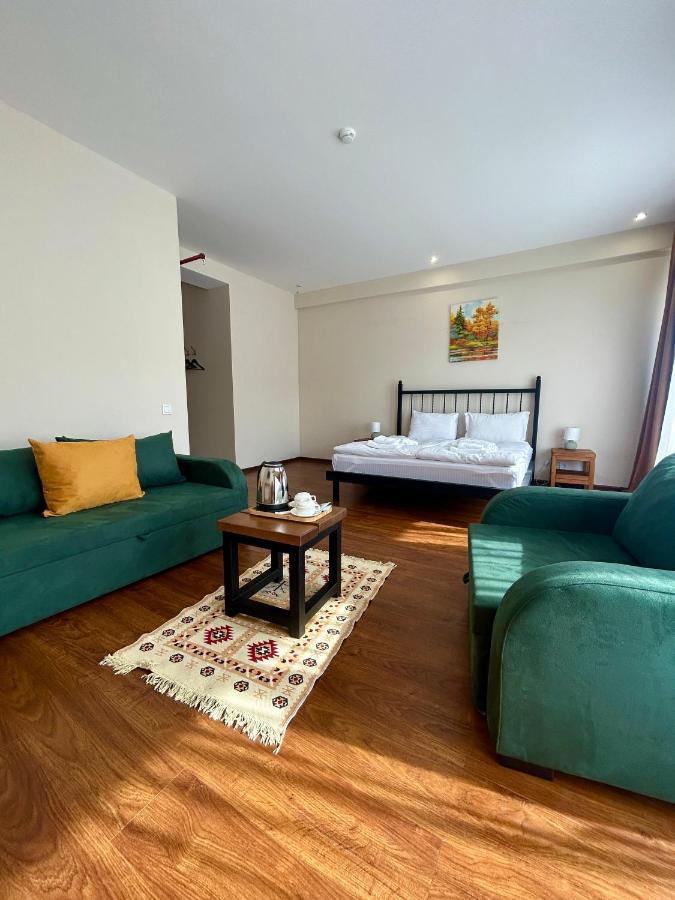 Mountain House Kazbegi Hotel Exterior photo