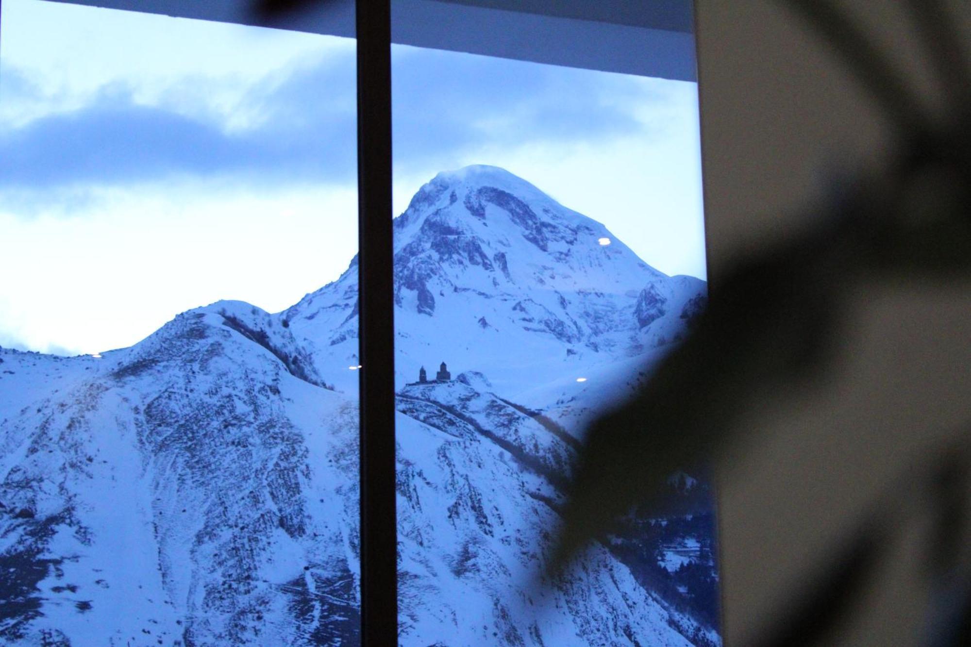 Mountain House Kazbegi Hotel Exterior photo